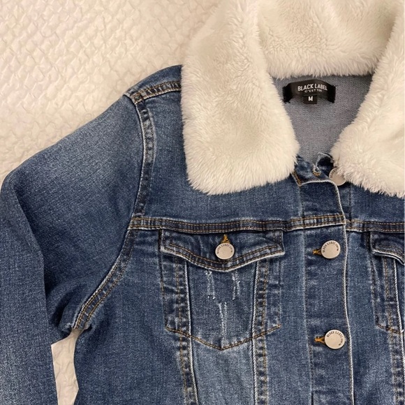 Denim Jacket w/ Faux Fur Collar - Picture 6 of 6